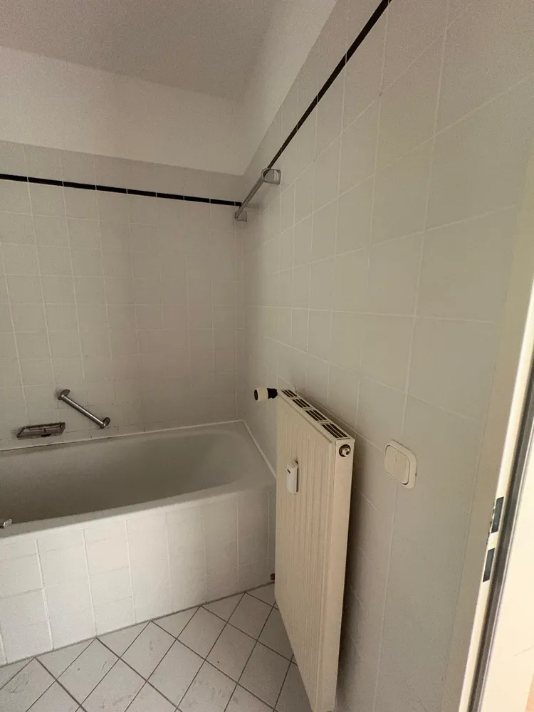 2 Zimmer Wohnung mit 70 m² in Regensburg – Bild 4