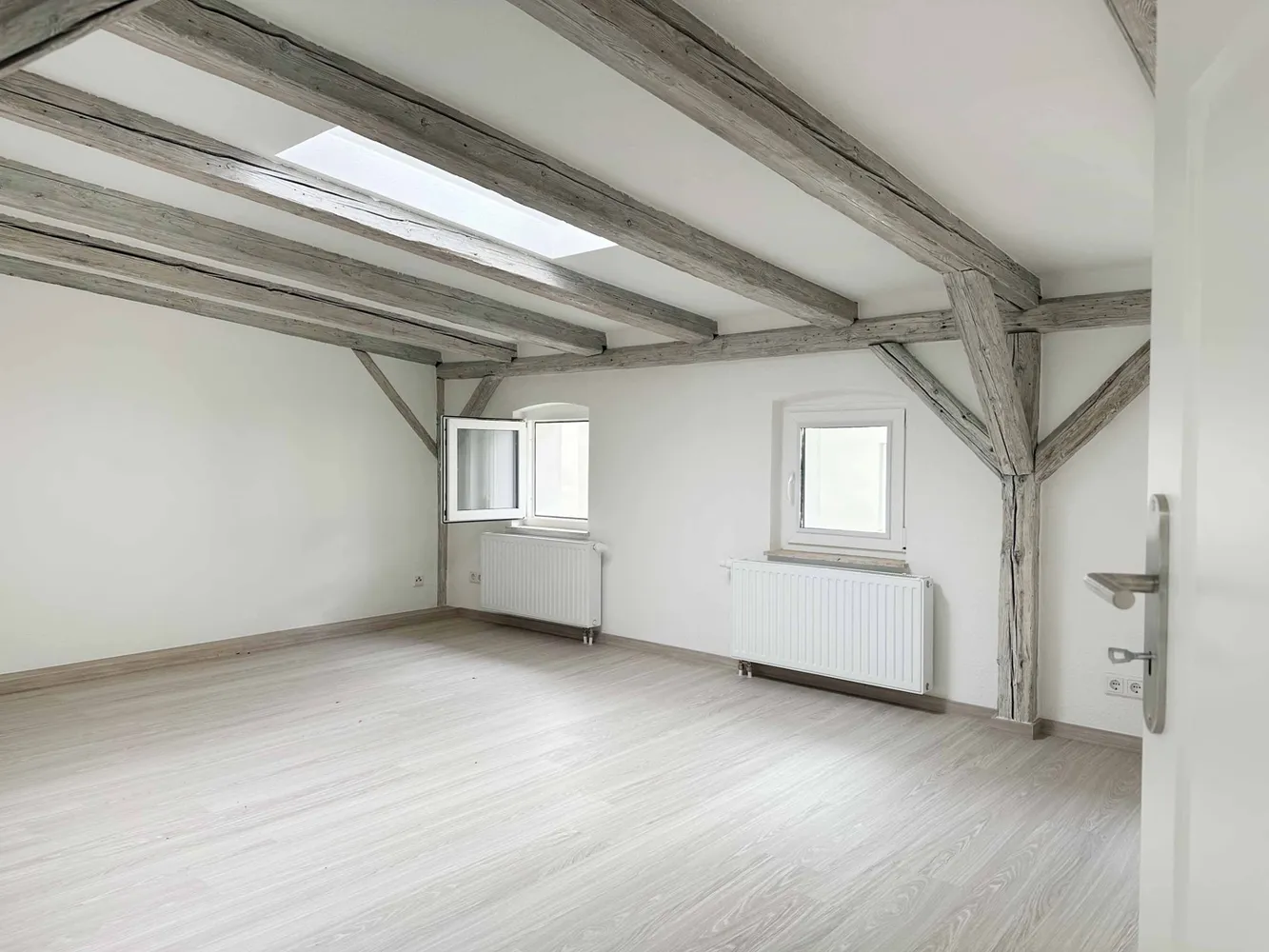 5 Zimmer Wohnung mit 108 m² in Halle (Saale) – Bild 7