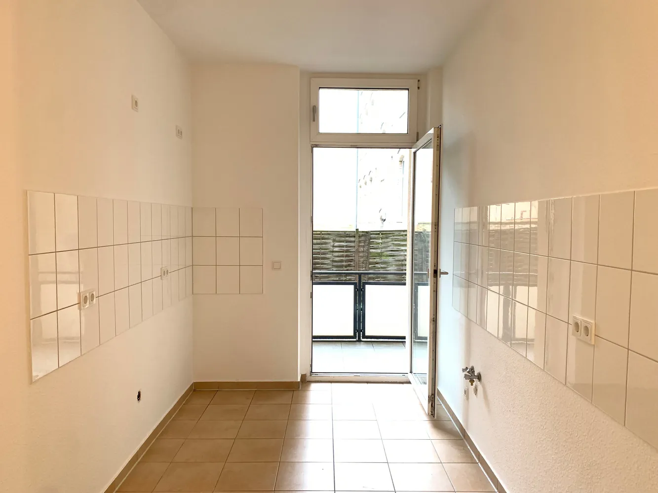 2 Zimmer Wohnung mit 64 m² in Halle (Saale) – Bild 2