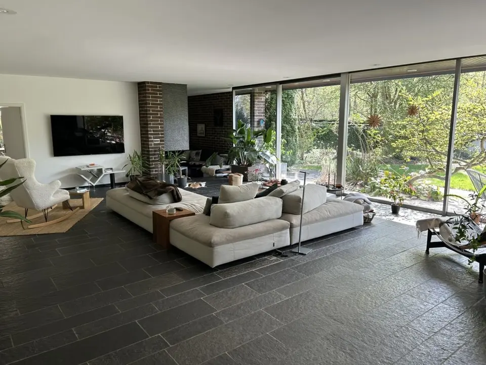 6 room house with 312 m² in Wolfsburg – Photo 1