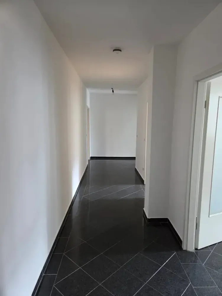 3 Zimmer Wohnung mit 99 m² in Nürnberg – Bild 3