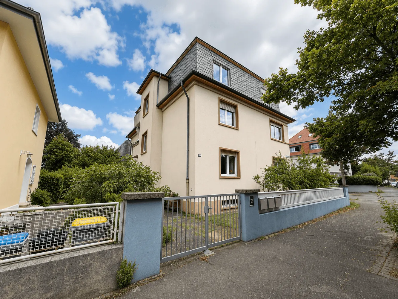 4 Zimmer Wohnung mit 95 m² in Mannheim – Bild 2