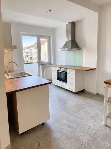 3 Zimmer Wohnung mit 100 m² in Düsseldorf – Bild 1