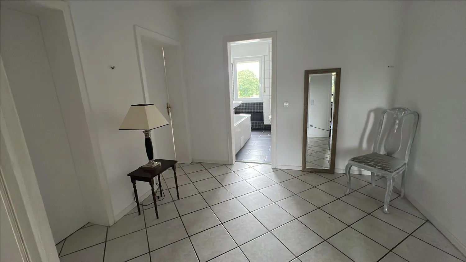 3 Zimmer Wohnung mit 96 m² in Detmold – Bild 6