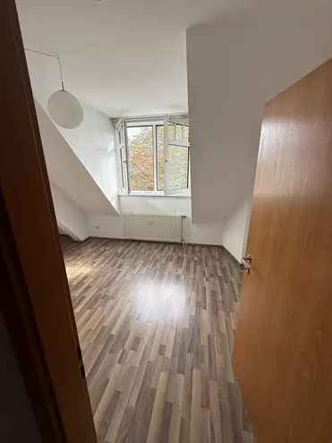 2 Zimmer Wohnung mit 78 m² in Berlin – Bild 11