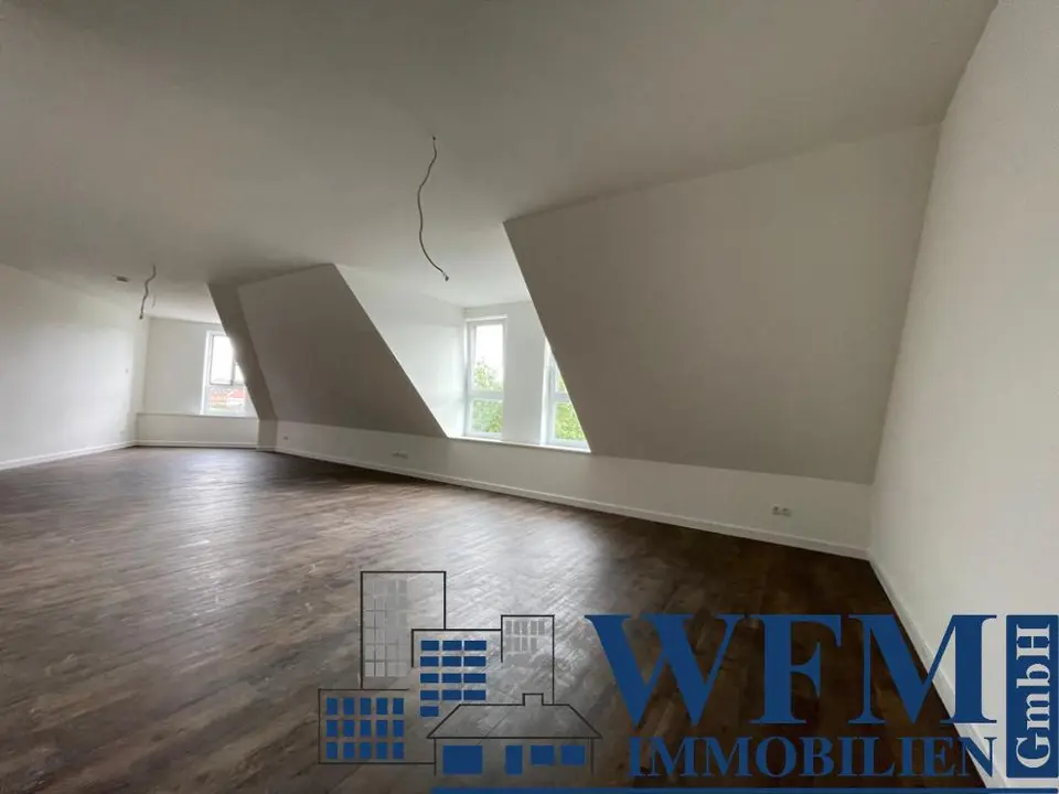 4 Zimmer Wohnung mit 121 m² in Kiel – Bild 1