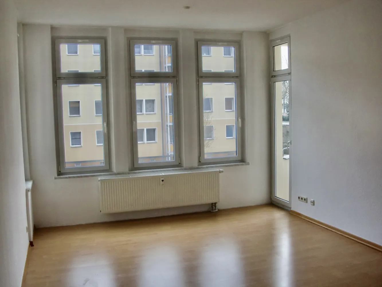 4 room apartment with 102 m² in Magdeburg – Photo 2