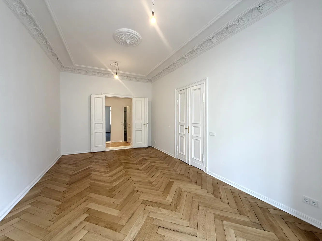 3 room apartment with 110 m² in Berlin – Photo 9