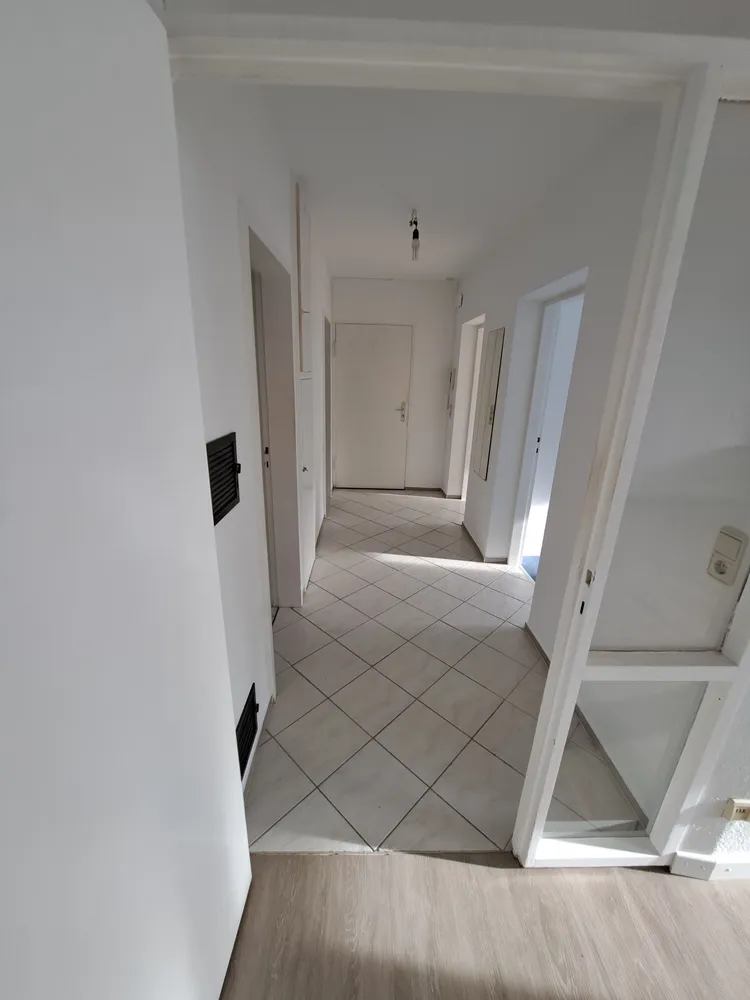 3 Zimmer Wohnung mit 82 m² in Stuttgart – Bild 2