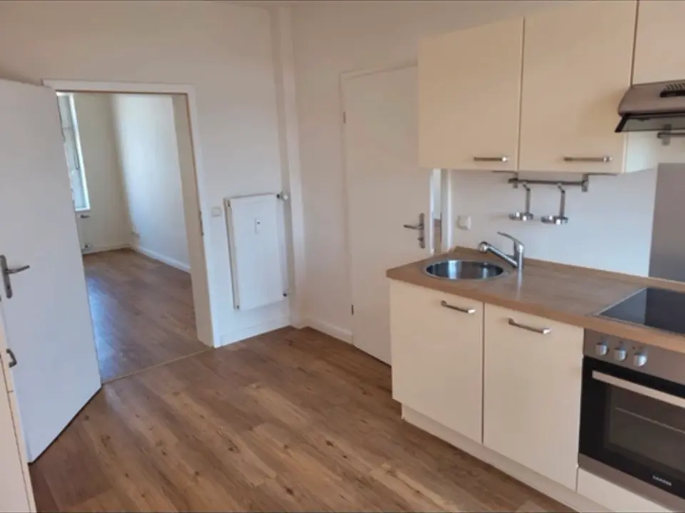 2 Zimmer Wohnung mit 58 m² in Schwerin – Bild 4