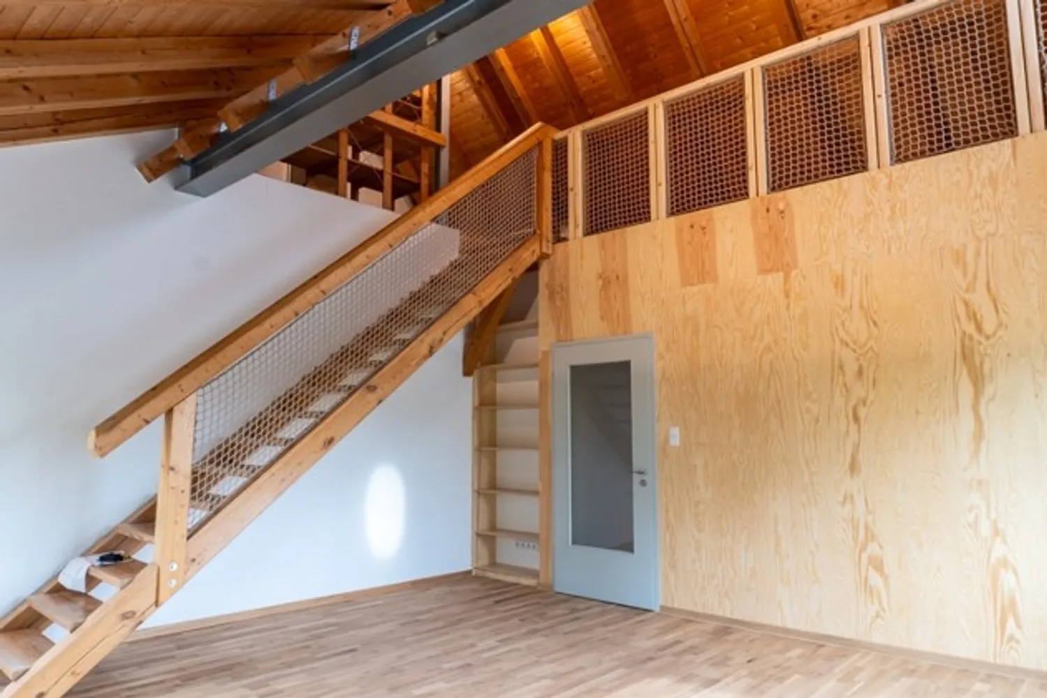 3 Zimmer Wohnung mit 145 m² in Berlin – Bild 2