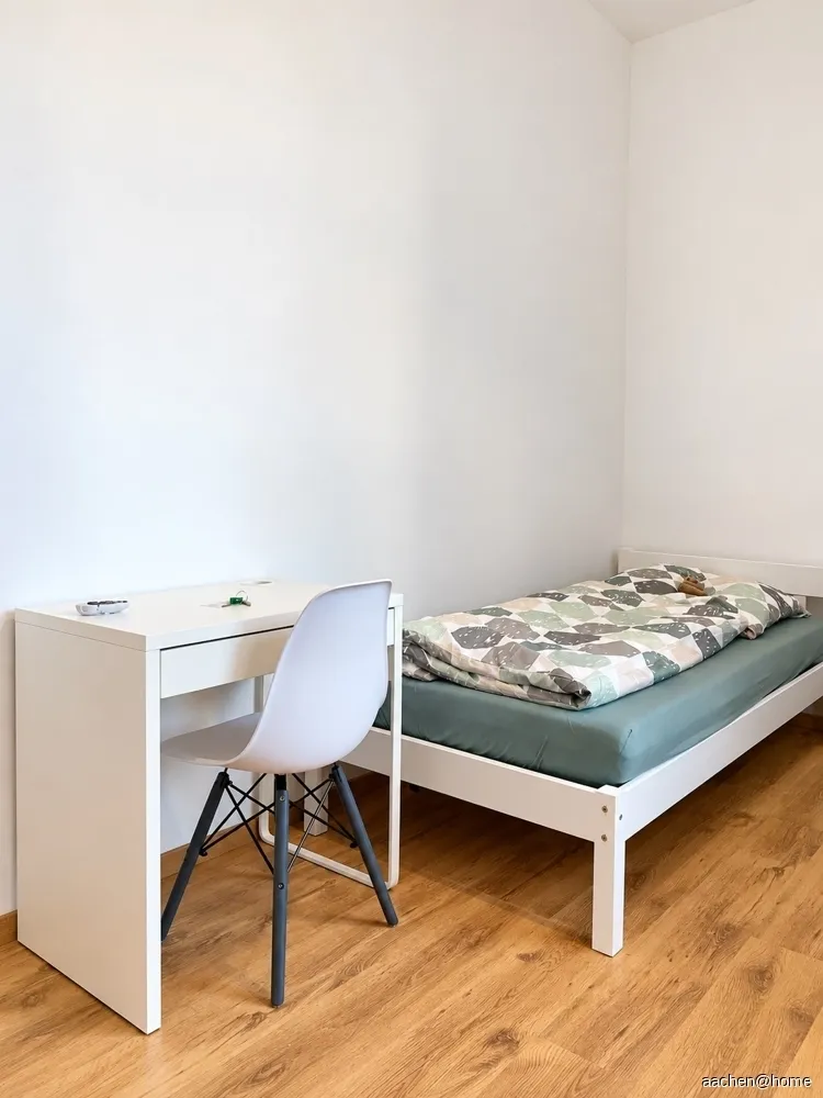 9 Zimmer Wohnung mit 200 m² in Aachen – Bild 10