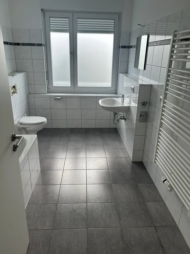 4 Zimmer Wohnung mit 118 m² in Frankfurt am Main – Bild 9