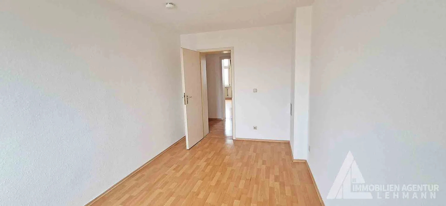 2 Zimmer Wohnung mit 50 m² in Halle (Saale) – Bild 2