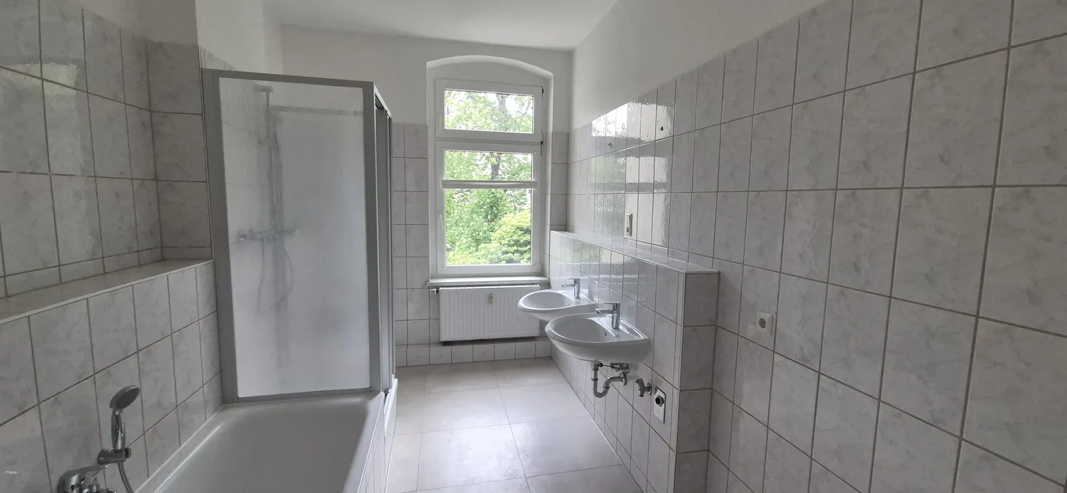 4 room apartment with 105 m² in Halle (Saale) – Photo 10