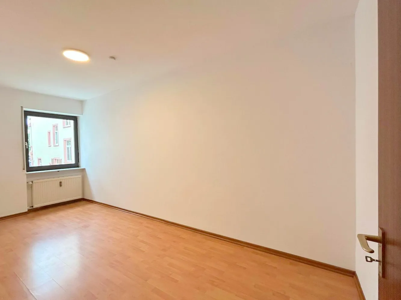 3 Zimmer Wohnung mit 78 m² in Frankfurt am Main – Bild 3