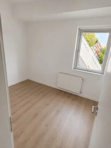 5 Zimmer Wohnung mit 140 m² in Mannheim – Bild 2