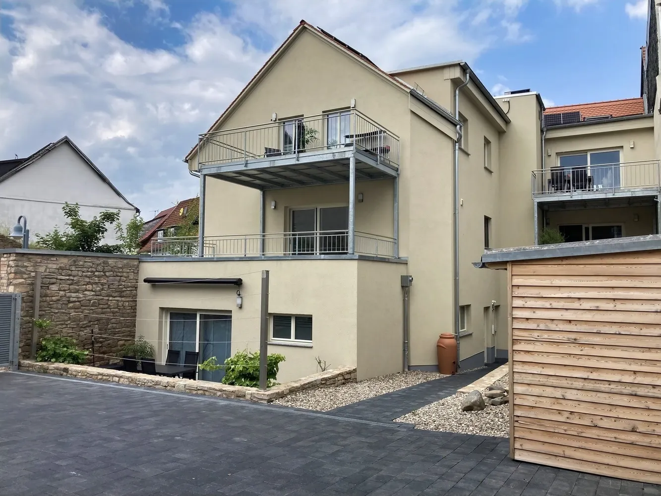 3 Zimmer Wohnung mit 121 m² in Sangerhausen – Bild 1