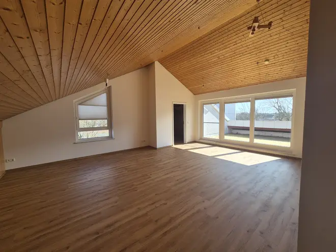 2 room apartment with 70 m² in Augsburg – Photo 2