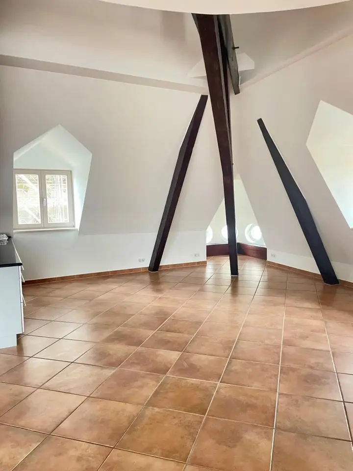 5 Zimmer Wohnung mit 264 m² in Regensburg – Bild 10