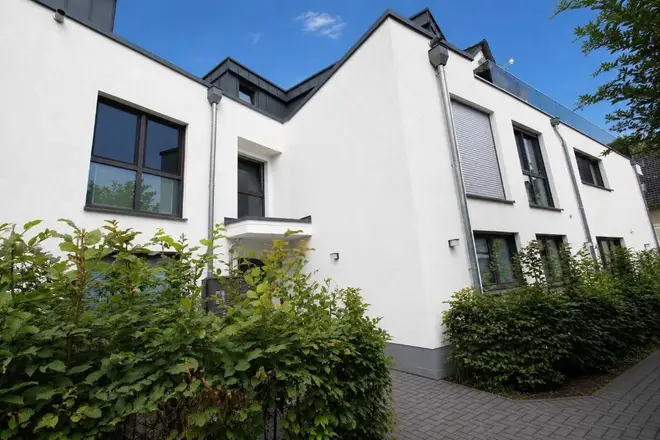 2 Zimmer Wohnung mit 72 m² in Bonn – Bild 2