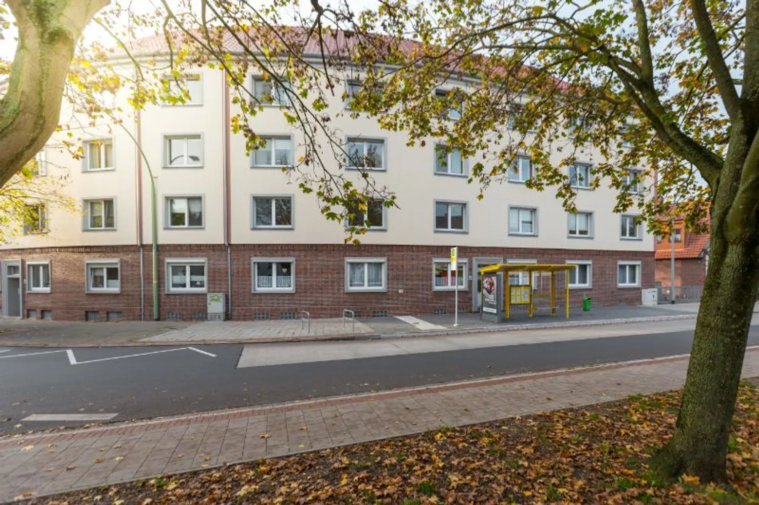 4 room apartment with 98 m² in Bremerhaven – Photo 1