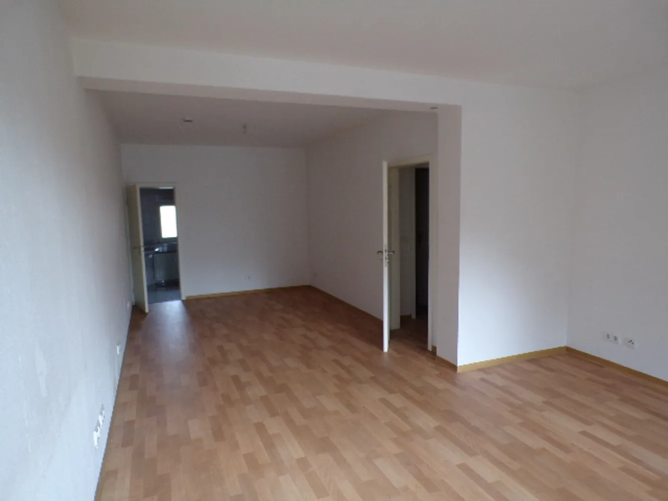 4 Zimmer Wohnung mit 102 m² in Duisburg – Bild 1