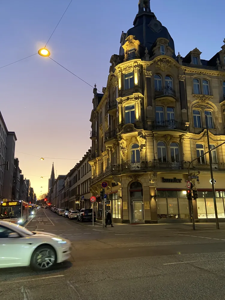 1 Zimmer Wohnung mit 15 m² in Wiesbaden – Bild 2