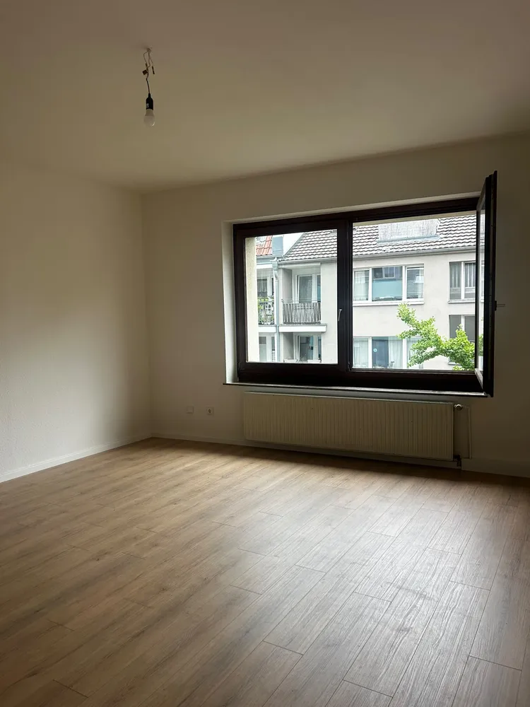 3 Zimmer Wohnung mit 88 m² in Köln – Bild 2