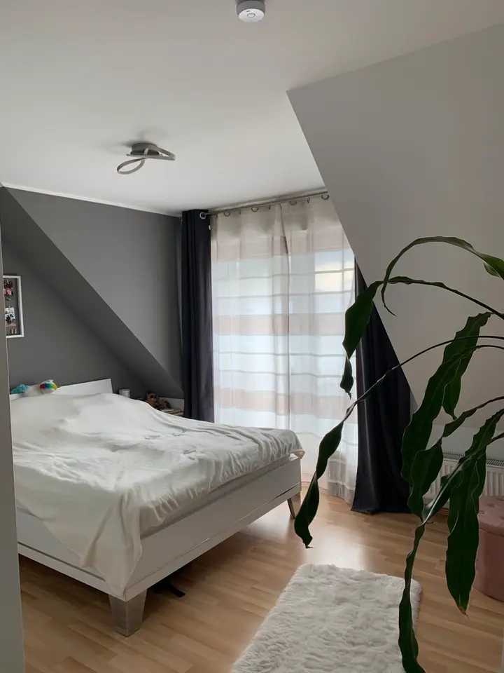 3 Zimmer Wohnung mit 95 m² in Grevenbroich – Bild 1