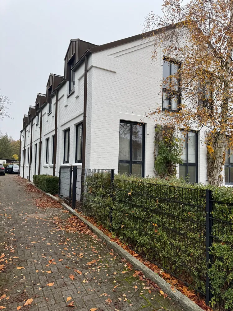 5 Zimmer Wohnung mit 147 m² in Hamburg – Bild 2