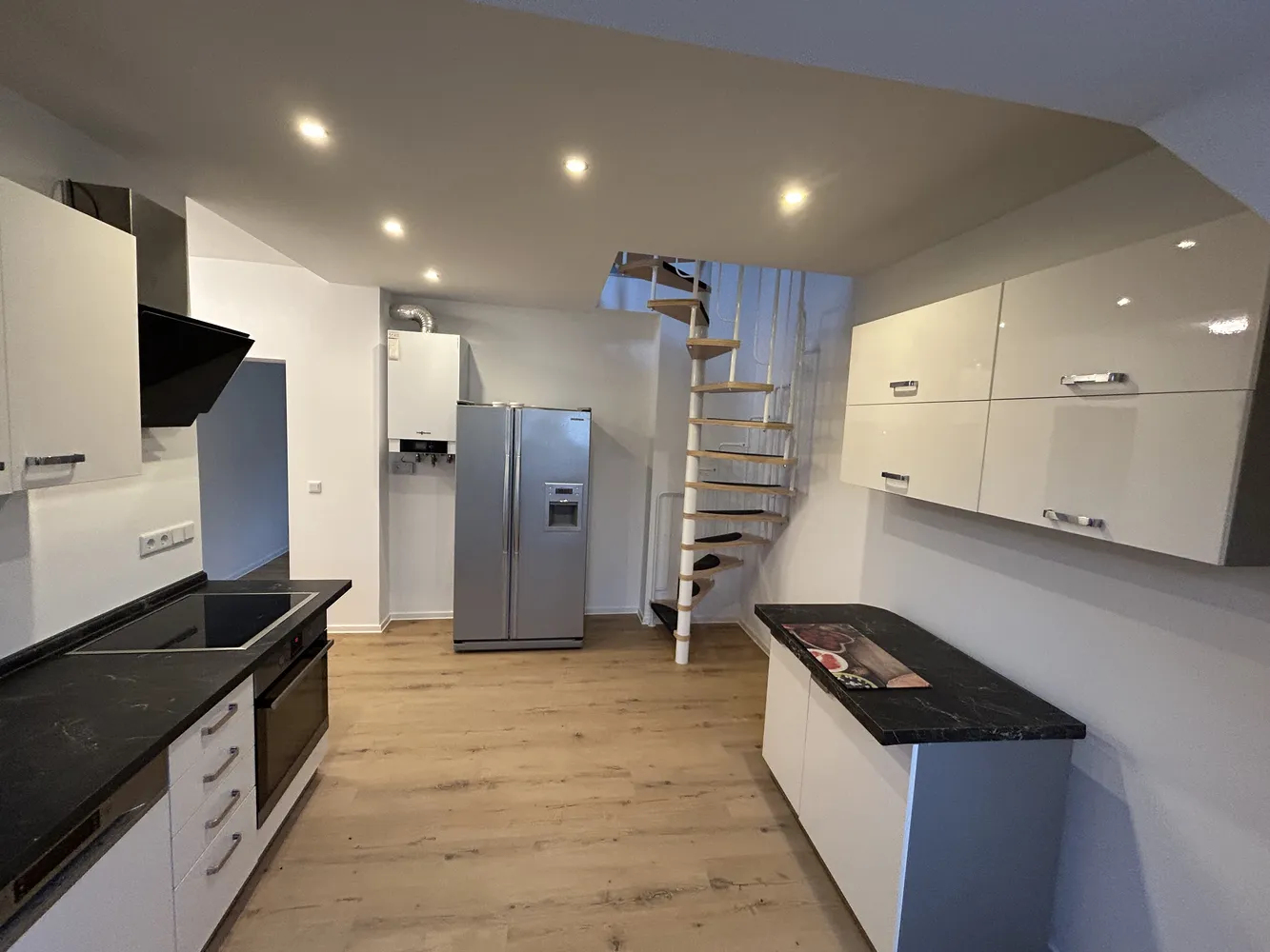 5 Zimmer Wohnung mit 102 m² in Krefeld – Bild 1