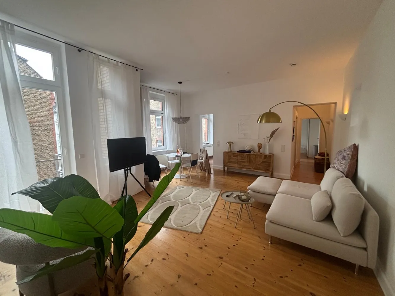 2 Zimmer Wohnung mit 60 m² in Wiesbaden – Bild 1