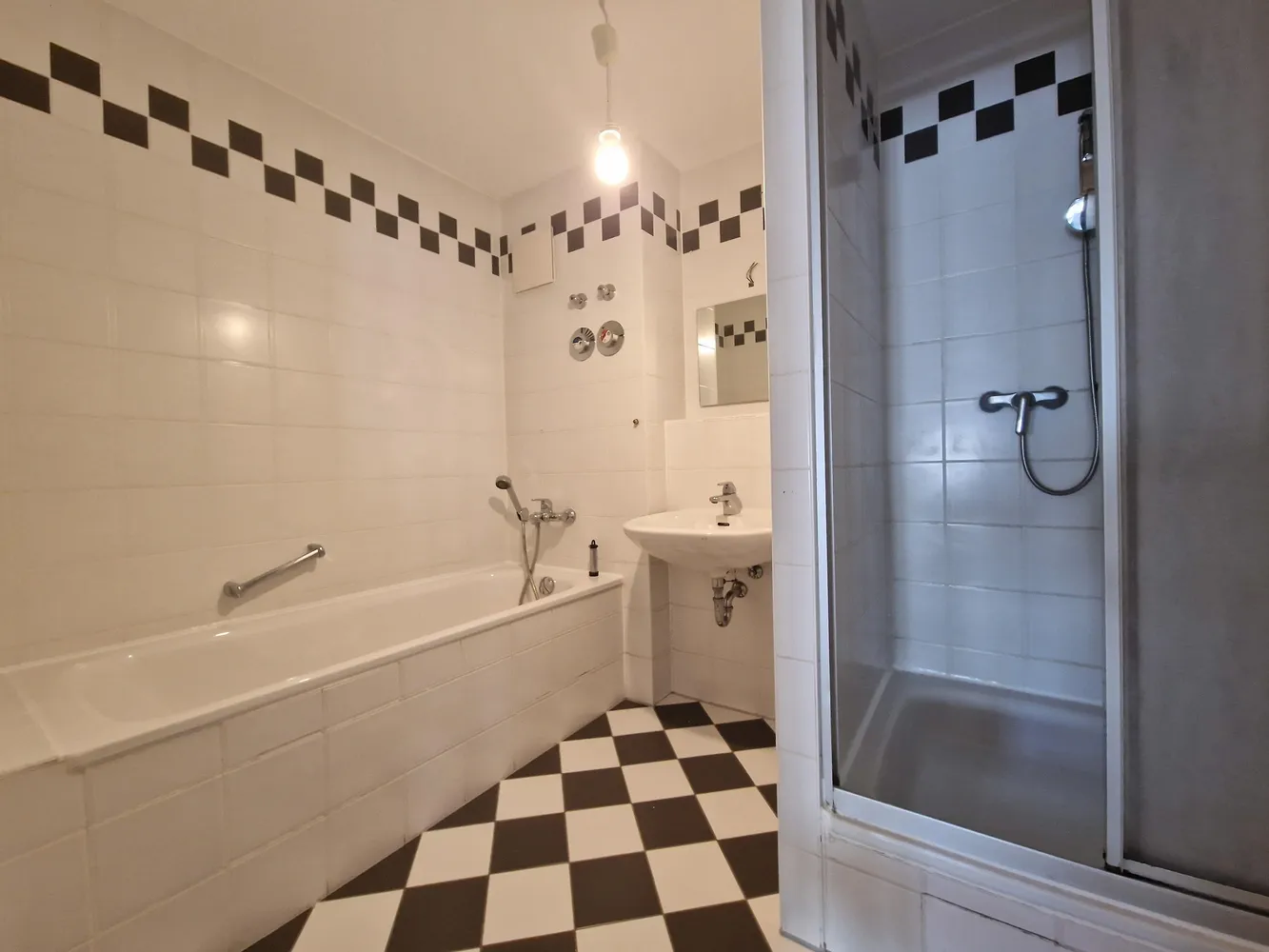 3 Zimmer Wohnung mit 85 m² in Dresden – Bild 8