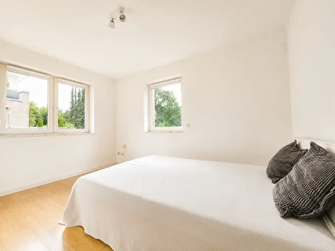 3 Zimmer Wohnung mit 122 m² in Hamburg – Bild 8