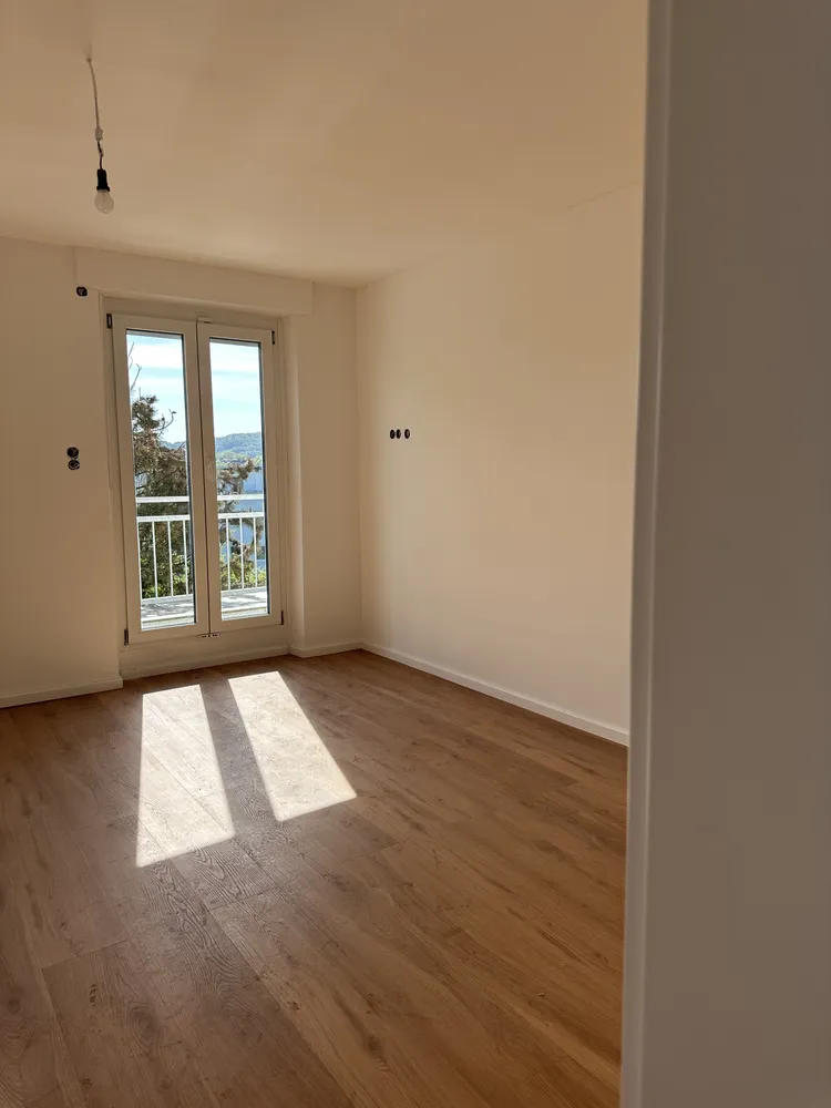 6 Zimmer Wohnung mit 200 m² in Wuppertal – Bild 2