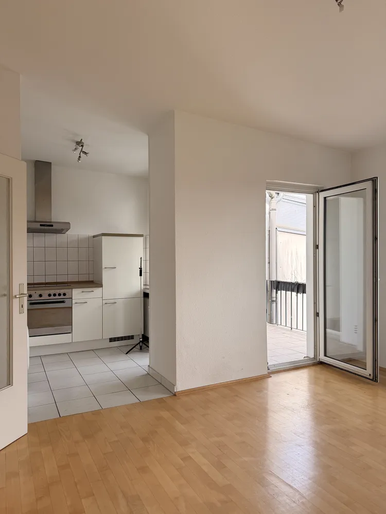 2 room apartment with 56 m² in Düsseldorf – Photo 1