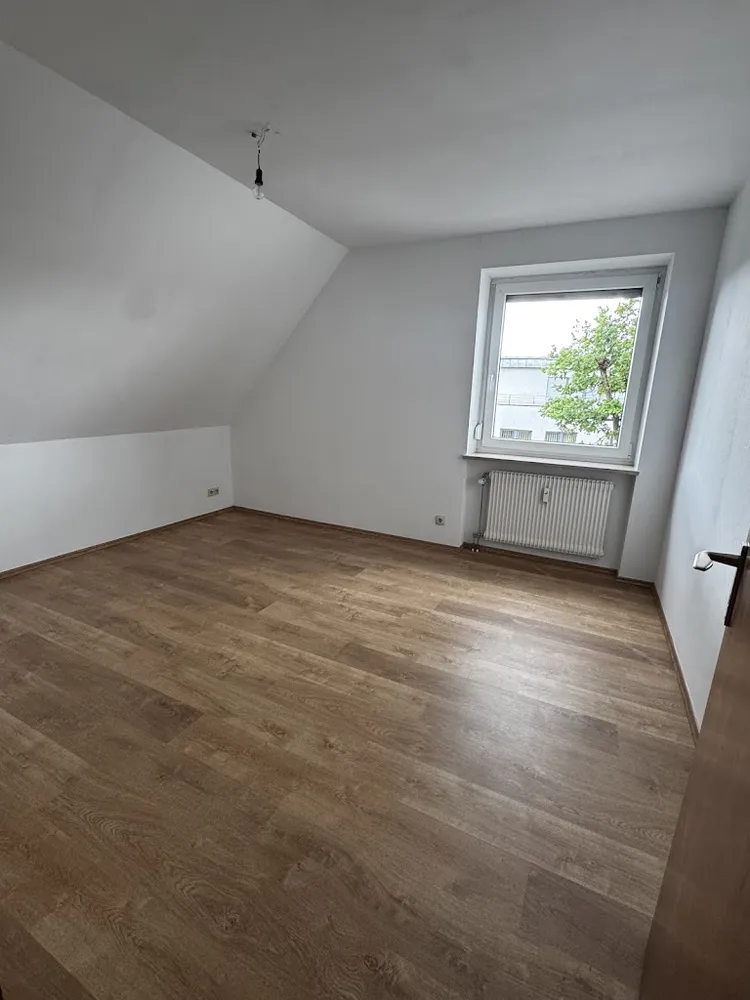 3 Zimmer Wohnung mit 110 m² in Nürnberg – Bild 6