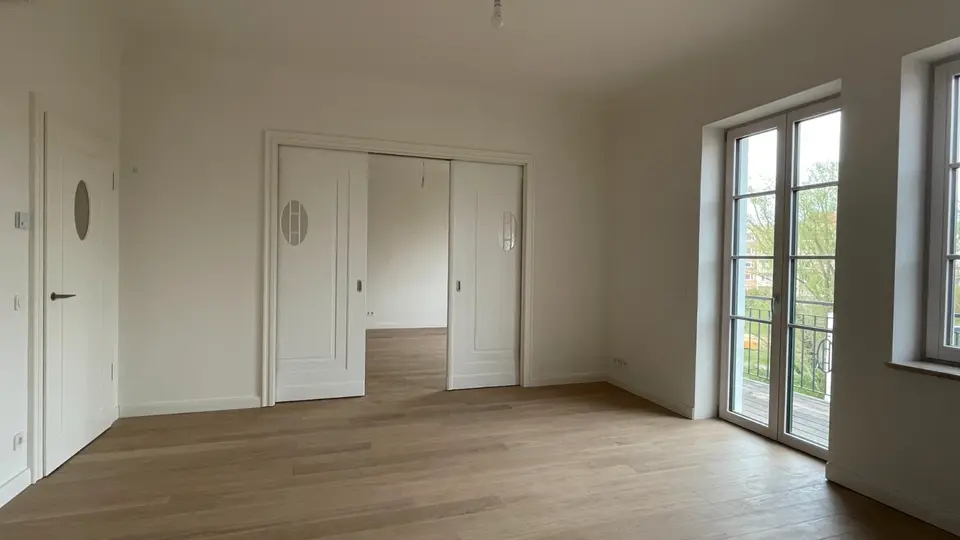5 Zimmer Wohnung mit 147 m² in Köthen – Bild 1