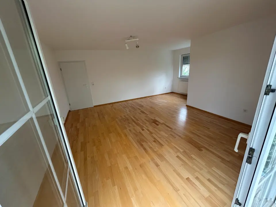 3 Zimmer Wohnung mit 89 m² in Schwetzingen – Bild 2