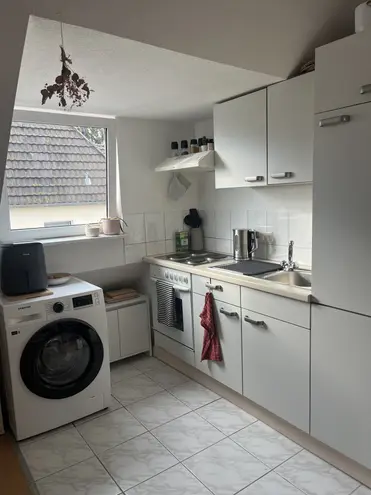 2 Zimmer Wohnung mit 35 m² in Köln – Bild 2