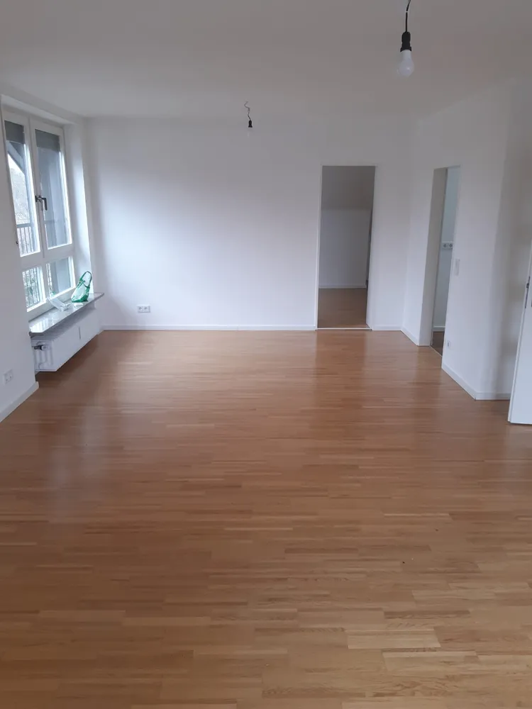 6 Zimmer Wohnung mit 161 m² in München – Bild 8
