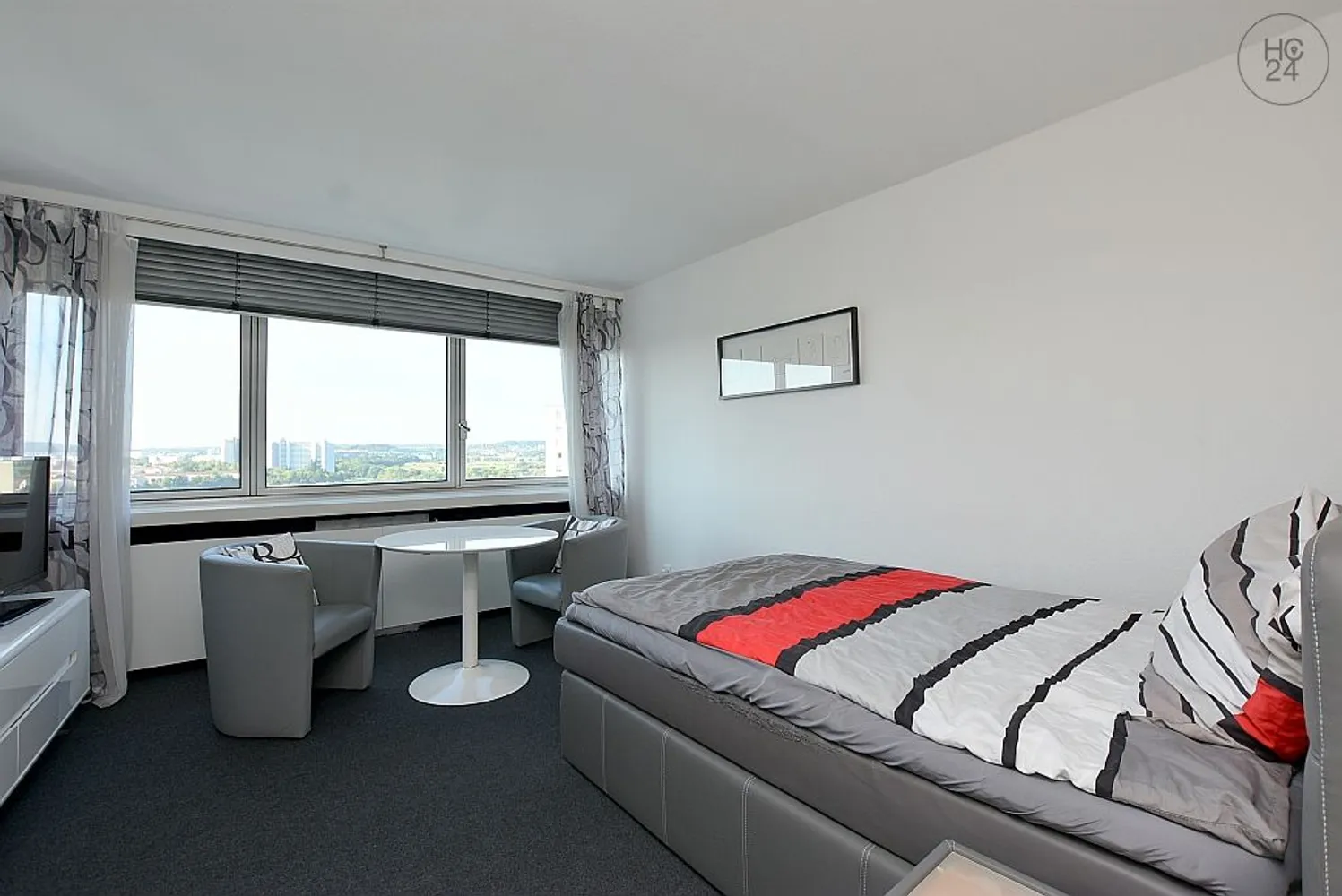 1 room apartment with 25 m² in Stuttgart – Photo 2