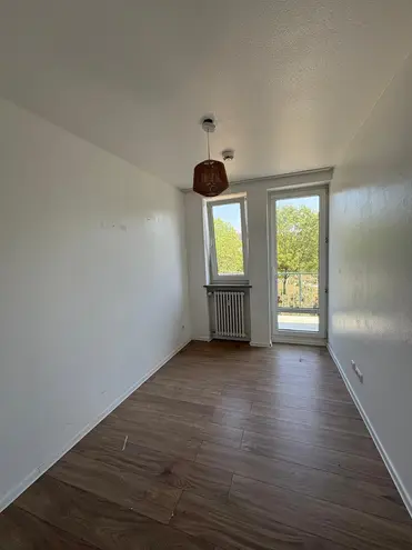 5 Zimmer Wohnung mit 102 m² in Regensburg – Bild 2