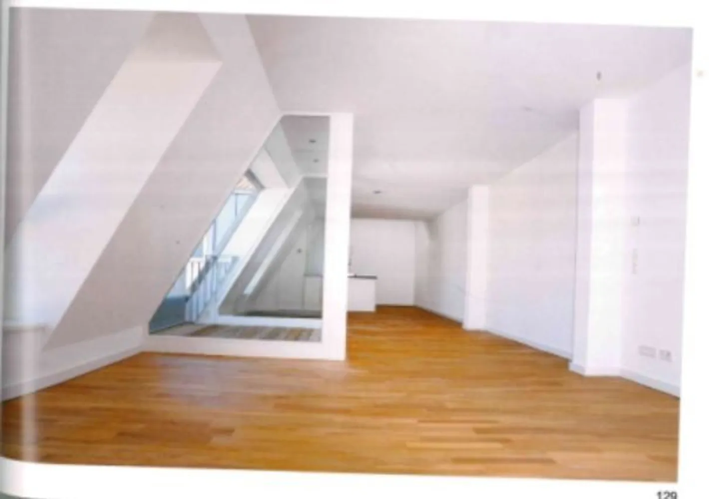 3 Zimmer Wohnung mit 122 m² in Berlin – Bild 2