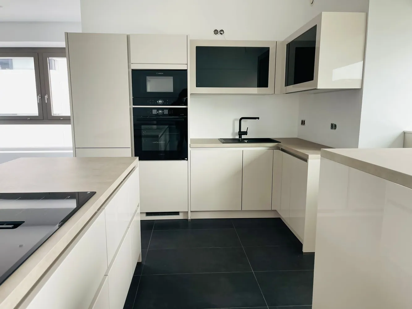 2 room apartment with 78 m² in Cologne – Photo 3