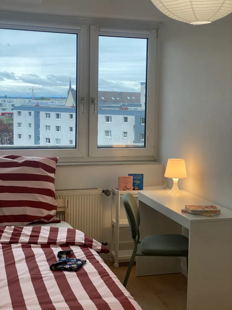 WG-Zimmer mit 10 m² in Köln – Bild 1