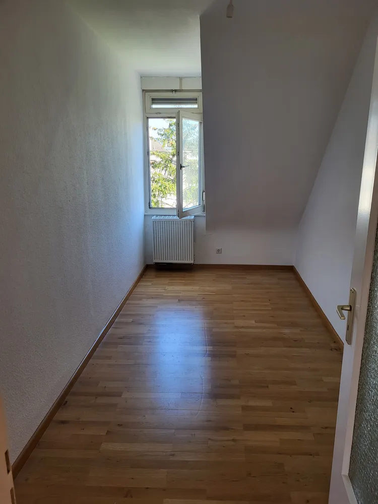 5 Zimmer Wohnung mit 95 m² in Karlsruhe – Bild 4