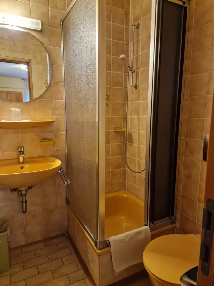 Shared room with 20 m² in Stuttgart – Photo 5