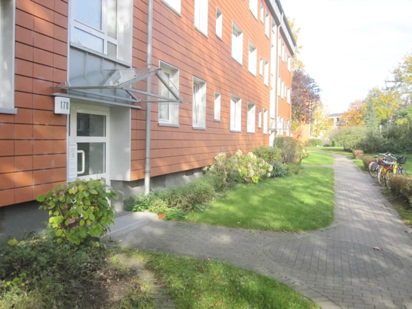 4 Zimmer Wohnung mit 79 m² in Hamburg – Bild 2